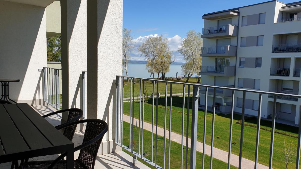 Lelle Resort B20 Balatonlelle Exterior photo